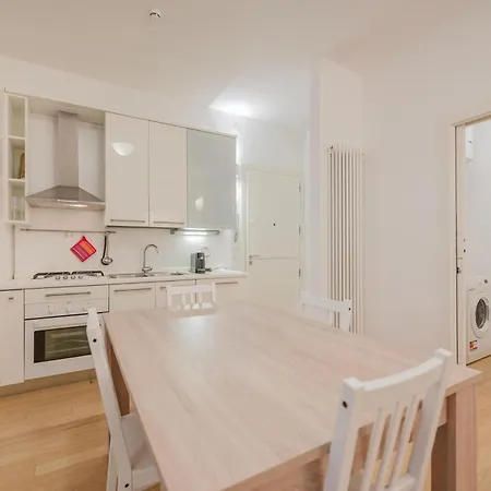 Casa Falco - 15 Min Dalla Stazione E Dal Centro Apartamento